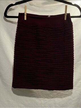 Tanco burgundy pencil skirt